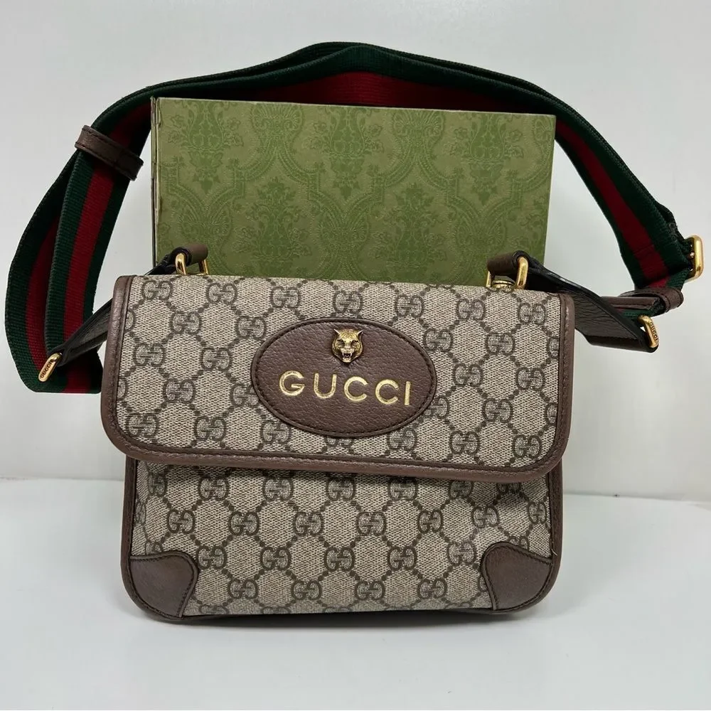 Gucci Neo Vintage GG Supreme Messenger Bag  Brown Canvas Leather  brown 495654